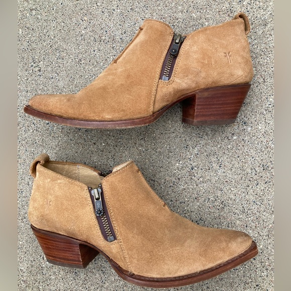 🐬 Frye Sacha Moto Shootie Tan Suede Boot - Picture 4 of 15
